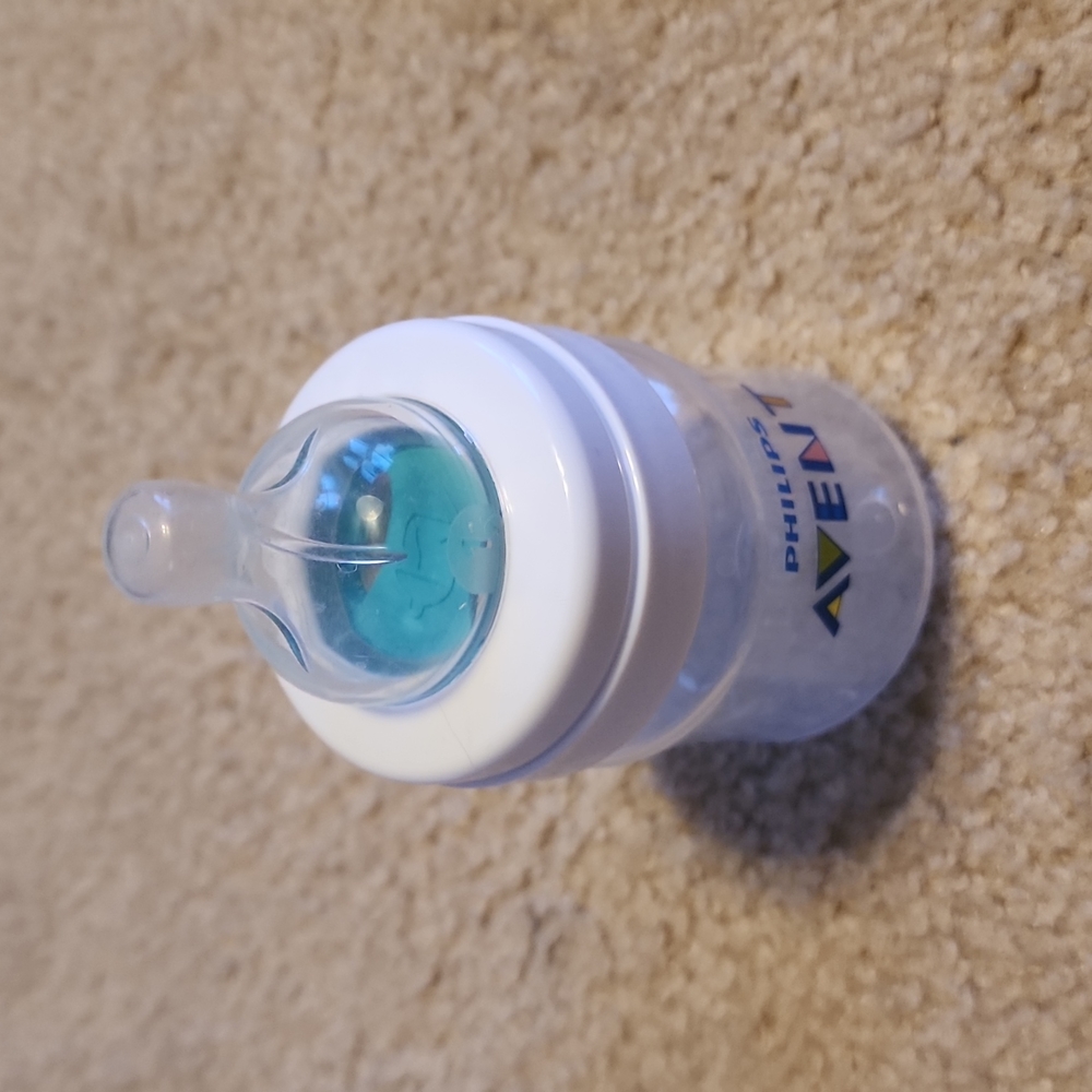 NEW Phillips Avent bottle